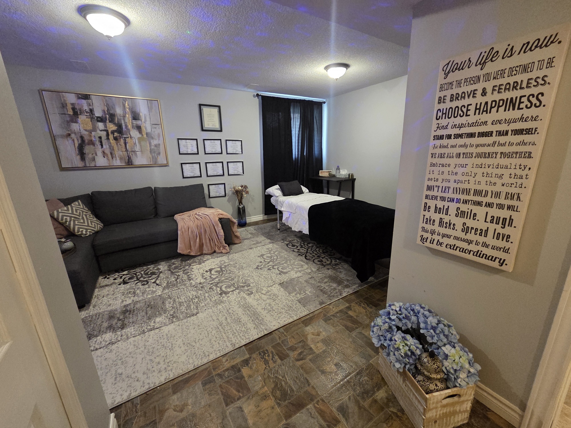 Dani Elle Esthetic studio interior
